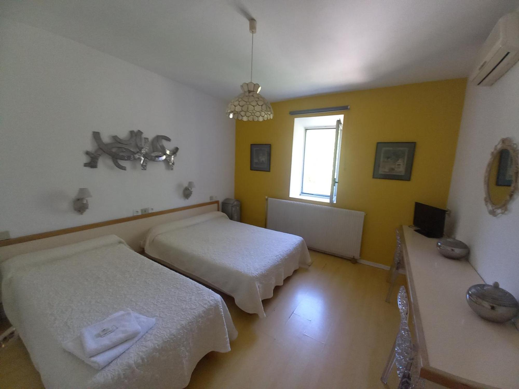 Hotel Acapulco Montpellier Eksteriør billede
