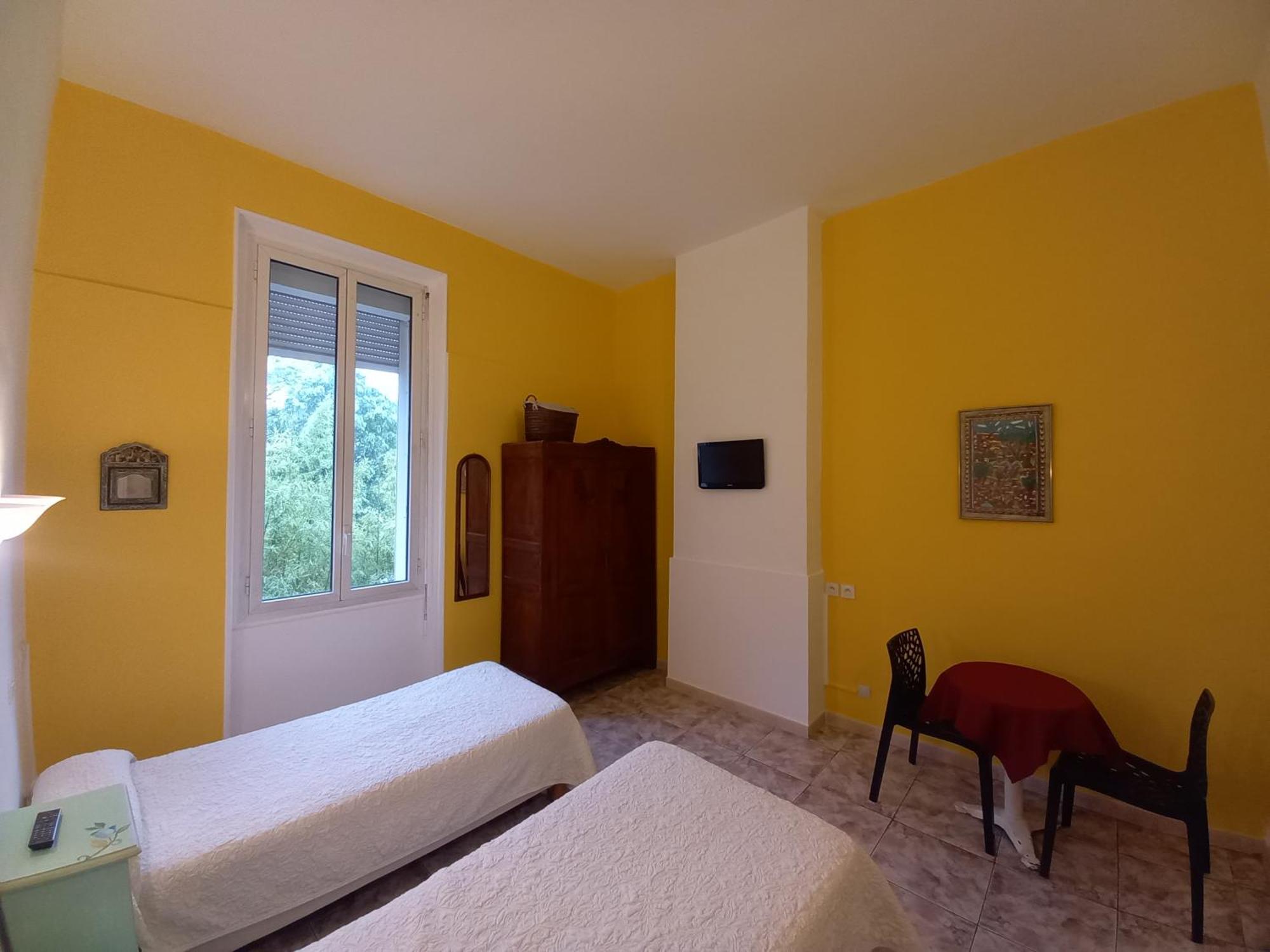 Hotel Acapulco Montpellier Eksteriør billede